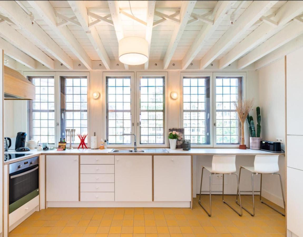 Antwerp Old Town Triplex Apartment Екстер'єр фото