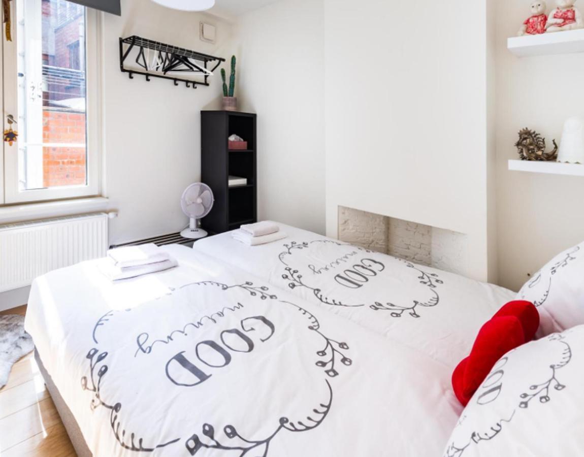 Antwerp Old Town Triplex Apartment Екстер'єр фото