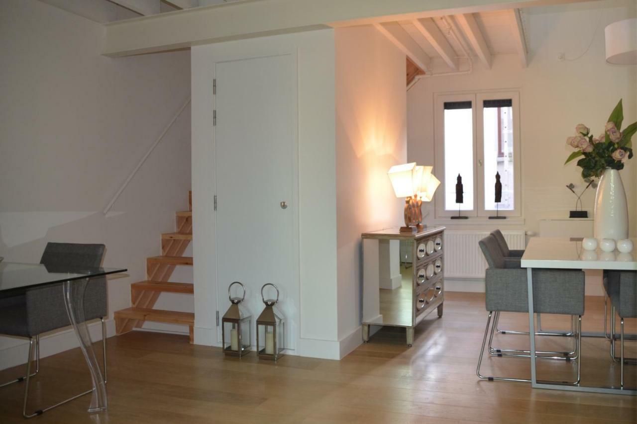 Antwerp Old Town Triplex Apartment Екстер'єр фото