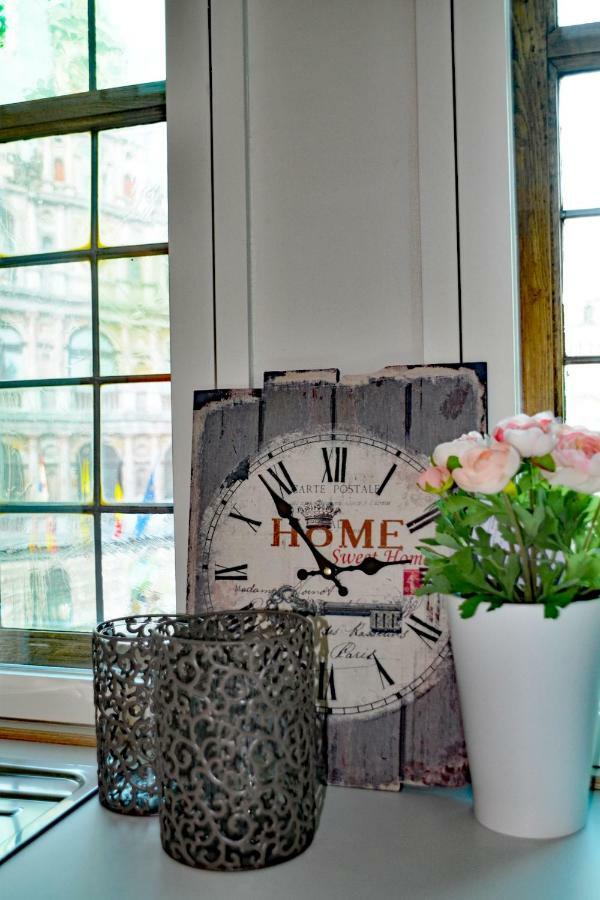 Antwerp Old Town Triplex Apartment Екстер'єр фото